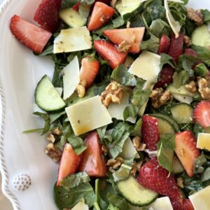 honey balsamic strawberry salad
