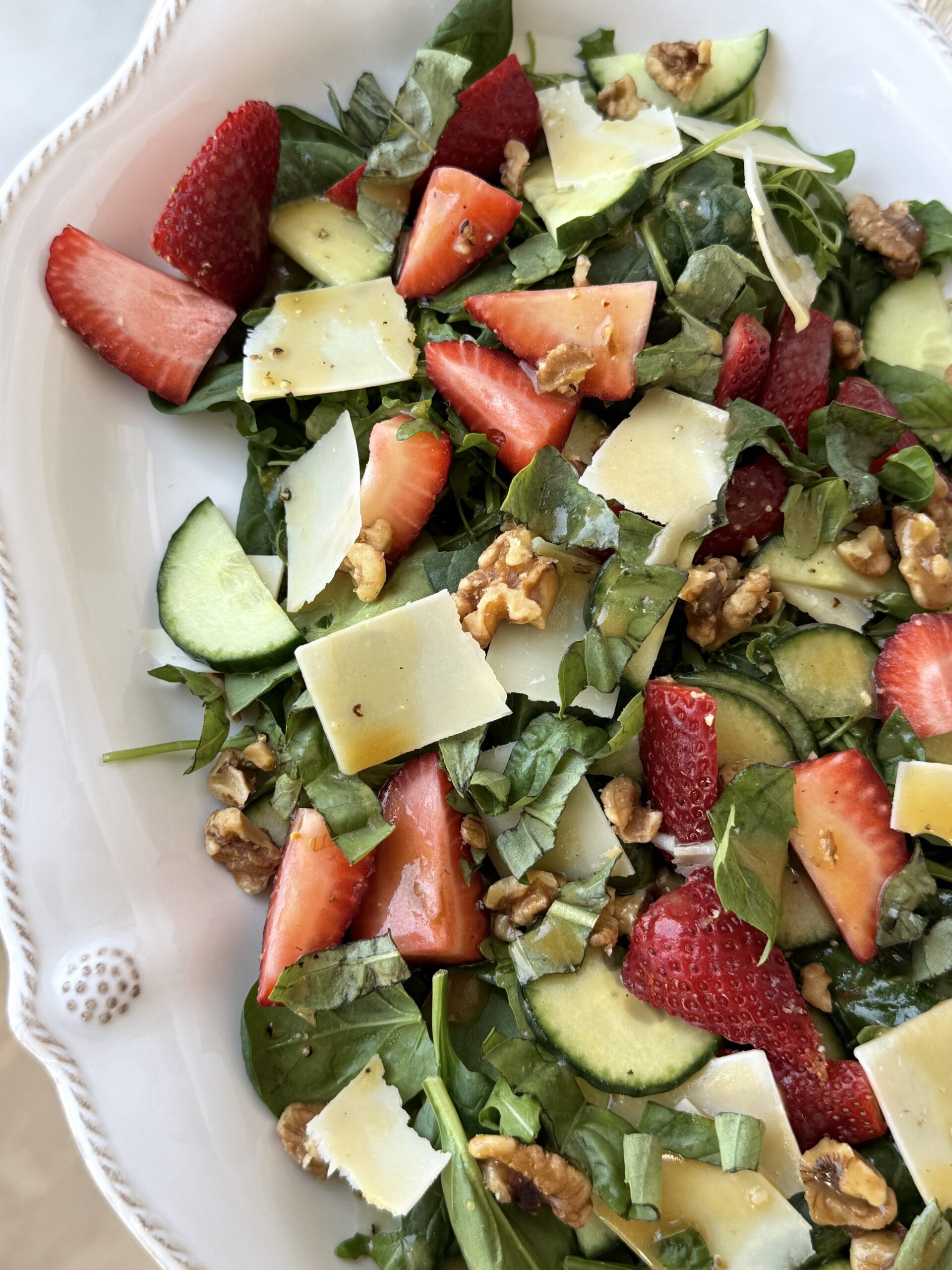 honey balsamic strawberry salad