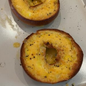 3 Ingredient Cheesy Egg Bagel